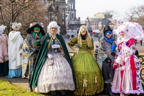 LUST & PASSION & JOY OF LIFE, for the joy of the masquerade, the Elbvenezian Carnival took place in
