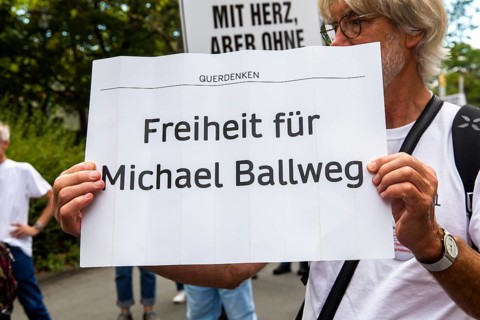 Lateral thinking demo in Darmstadt, Hesse: The demonstration was directed against the corona