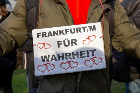 Frankfurt: Demonstration against vaccination pressure and the threat of compulsory vaccination. The
