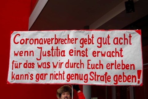 Karlsruhe, 10 December 2023: Large demonstration in favour of reappraisal of the coronavirus