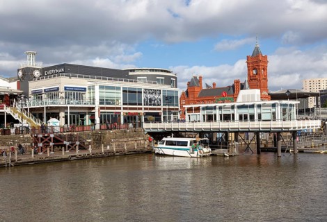 Leisure buildings and restaurants Cardiff Bay redevelopment at Mermaid Quay, Cardiff, South Wales,