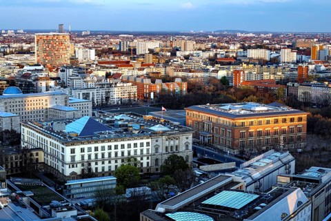 Berlin House of Representatives and the Gropius Bau, 20.04.2021