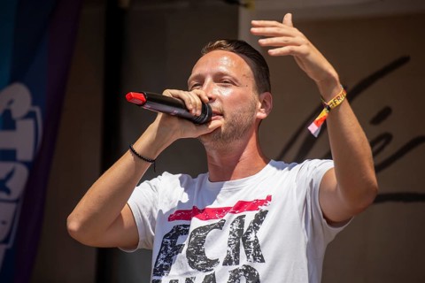 Rapper and peace activist Kilez More sings against war and armament and in favour of diplomacy and