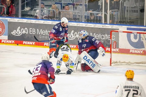Game scene Adler Mannheim against Fischtown Pinguins Bremerhaven (PENNY DEL, German Ice Hockey