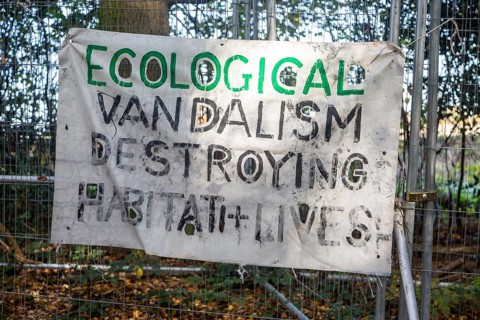 HS2 construction site Crackley Woods, Kenilworth, Warwickshire, England, UK, November 2020 protest