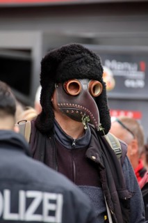 Berlin: The planned lateral thinkers' demonstration for peace and freedom against the German
