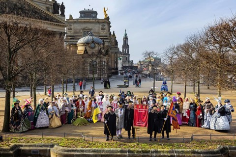 LUST & PASSION & JOY OF LIFE, for the joy of the masquerade, the Elbvenezian Carnival took place in