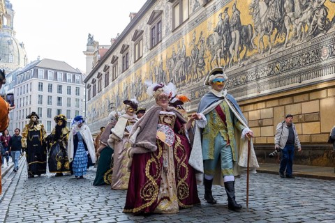 LUST & PASSION & JOY OF LIFE, for the joy of the masquerade, the Elbvenezian Carnival took place in