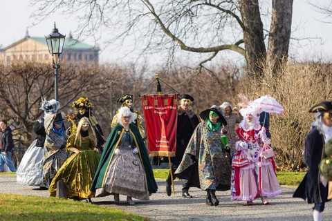 LUST & PASSION & JOY OF LIFE, for the joy of the masquerade, the Elbvenezian Carnival took place in