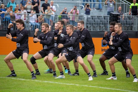 Fistball World Championship from 22 July to 29 July 2023 in Mannheim: Before the match between New
