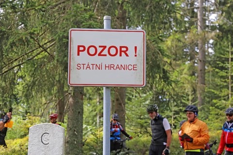 Mountain bike tour through the Bavarian Forest with the DAV Summit Club: National border on the