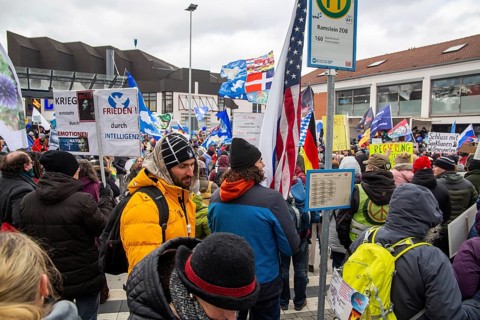 A large peace demonstration took place in Ramstein. Several thousand participants demonstrated