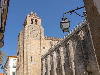 Historic Roman Catholic cathedral church of Evora, Se de Evora, in the city centre, Basilica