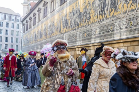 LUST & PASSION & JOY OF LIFE, for the joy of the masquerade, the Elbvenezian Carnival took place in