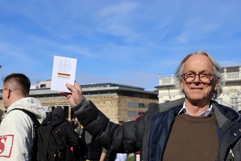Large demonstration by critics of the corona measures in Kassel: Protests took place simultaneously