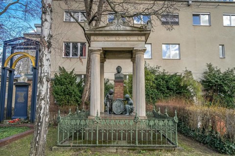 Johann Friedrich August Borsig, Grave, Dorotheenstaedtischer Friedhof, Chausseestrasse, Mitte,