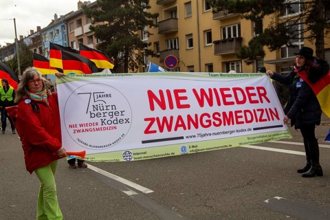 Karlsruhe, 10 December 2023: Large demonstration in favour of reappraisal of the coronavirus