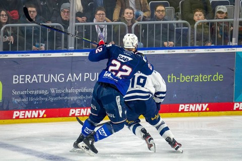 26.01.2024, DEL, German Ice Hockey League, Matchday 41) : Adler Mannheim vs Iserlohn Roosters (duel