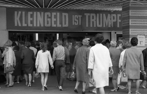 DEU, Germany, Dortmund: Personalities from politics, business and culture from the years 1965-71.
