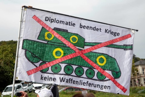Under the motto Democracy Day, a parade took place in Neustadt-Hambach, followed by a rally at