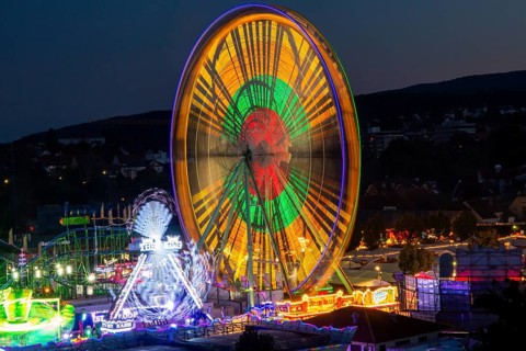 Night shot of the Bad Duerkheim sausage market 2023 The Bad Duerkheim sausage market takes place