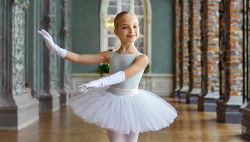 AI generated, girl, 10, 12, years, blond, blonde, dances, dancing, ballet, study, exercise,