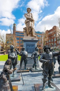 Statues at Rembrandtsplein, centre, city trip, holiday, journey, statue, monument, sight, history,