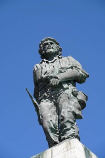 Memorial del Ernesto Che Guevara monument, 6 metre high bronze statue, Santa Clara, Cuba, Greater