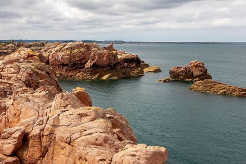 Rocky coast on the Ile de Brehat, Cotes d'Armor department, Brittany, France, Europe