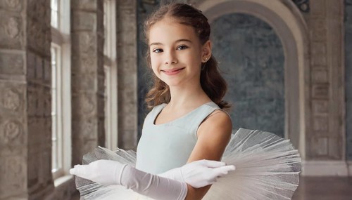AI generated, girl, 10, 12, years, dark-haired, dark-haired, dances, dancing, ballet, study,