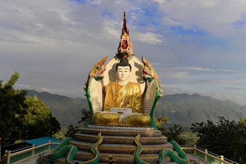 Yankin Hill temple complex, Mandalay, Myanmar, Asia