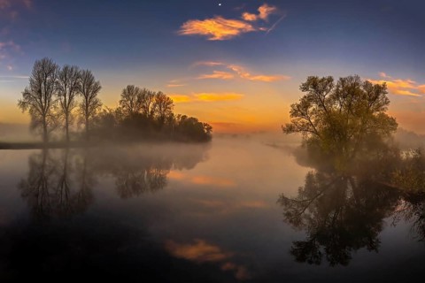 A beautiful foggy autumn morning on the Ruhr near Iserlohn. Photographed from Schoof's bridge as a