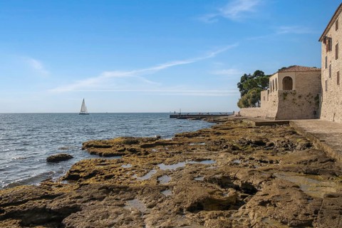 Southern city wall with loggia, Novigrad, Istria, Croatia, Europe