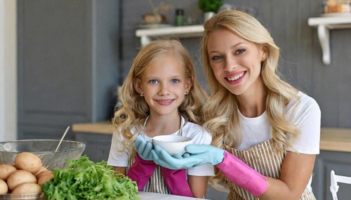 KI generated, woman, woman, 30, 35, blonde, blond, blonde, kitchen, sink, kitchen table, dishes,
