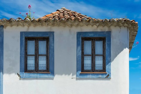 Flower-covered roof, lovely, idyllic, Mediterranean, pastel, pastel, clay plaster, lovely, blue,
