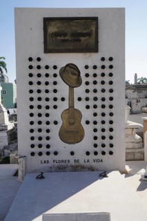 Graves, gravesites, Cementerio de Cristobal Colon, Christopher Columbus Cemetery, 56 ha cemetery,