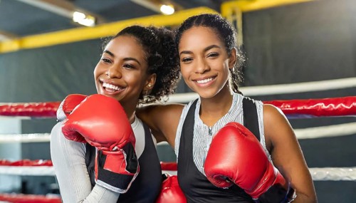 AI generated, woman, woman, 35, years, Thai, Thai, sport, boxing, gloves, Thai boxing, Muay Thai,