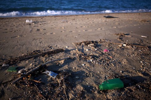 Pollution, plastic bottles, rubbish, rubbish, plastic waste, beach, sandy beach, sea, Peraia, also