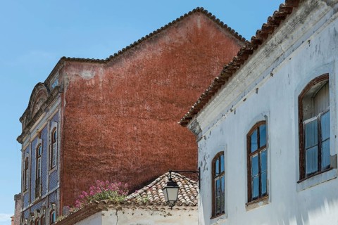 Flower-covered roof, lovely, idyllic, flowers, decoration, architecture, travel, holiday,