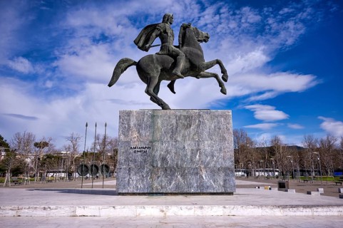 Statue, military leader Alexander the Great on his horse Voukefalas, promenade, Thessaloniki,