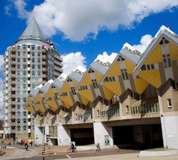 Kubuswoning Cube Houses, Blaak, Rotterdam, Netherlands architect Piet Blom