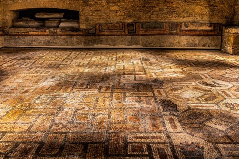 Mosaics, crypt of the excavations from the 4th century, Crypta degli Scavi, Basilica of Aquileia