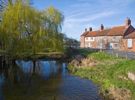 Burnham Overy Staithe, Norfolk, England Attractive old cottages, Burnham Overy Staithe, Norfolk,