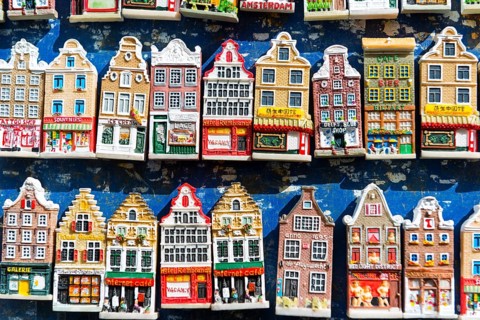 Canal houses as souvenir, magnet, magnetic, souvenir, fridge magnet, symbolic, city trip, holiday,
