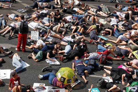 Mass die In, at the Official Animal Rights March demo at Rosenthaler Platz in Berlin. The Animal