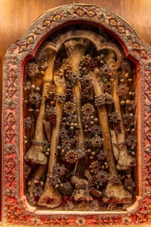 Relics of the martyrs, crypt of frescoes from the 9th century, Cripta degli Affreschi, basilica of
