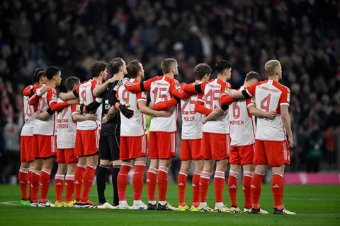 Mourning in honour of Andreas Andi Brehme, commemoration, minute's silence, minute's silence, FC