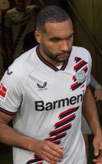 Football match, Jonathan TAH Bayer Leverkusen, Voith-Arena football stadium, Heidenheim