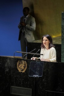 Plenary session of the United Nations General Assembly on 'AeRThe situation in the temporarily
