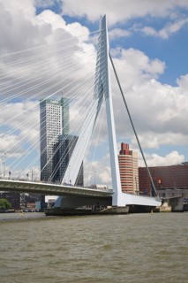 Erasmusbrug, Erasmus Bridge, spanning the River Maas, Rotterdam, Nethrlands